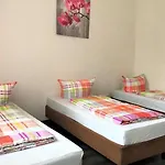Hostel Berkut